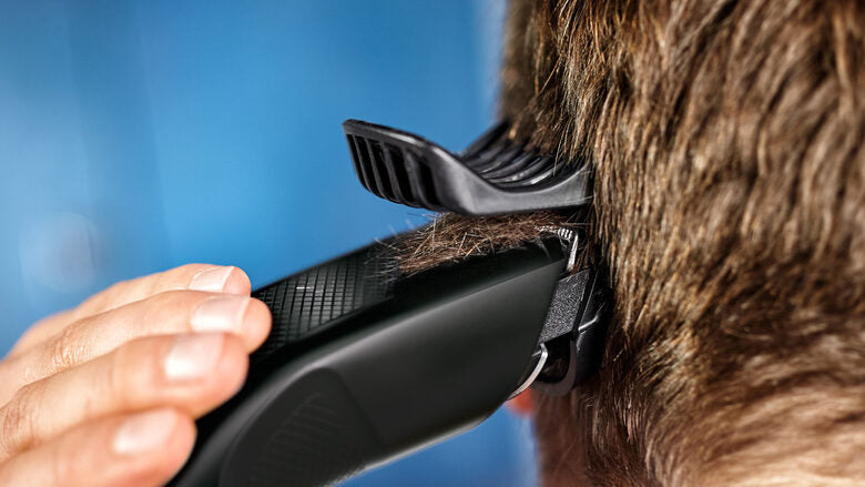Philips HAIRCLIPPER Series 3000 Regolacapelli con lame in acciaio inossidabile