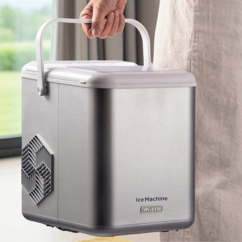 Ariete 651 Ice Machine, Macchine per fare il ghiaccio, 9 cubetti di ghiaccio in 6 minuti, 1,4L, Cubetti grandi e piccoli, Funzione autopulizia