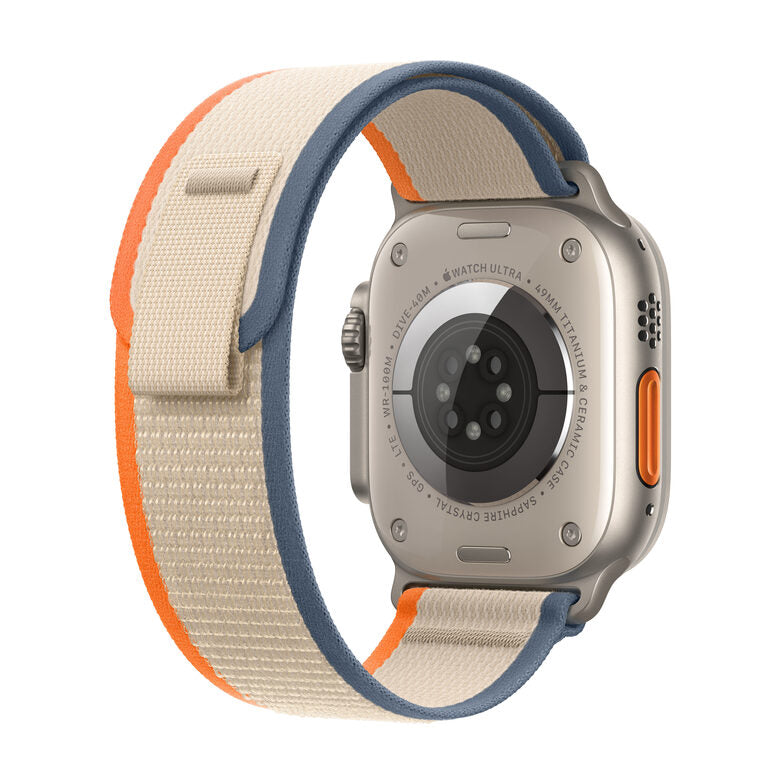 Apple Watch Ultra 2 GPS + Cellular, Cassa 49m in Titanio con Arancione/Beige Trail Loop - M/L