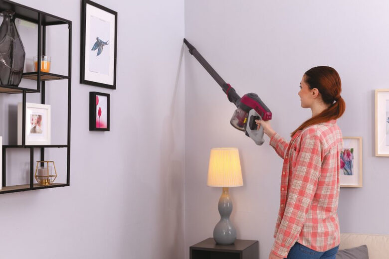 Hoover HF1 HF110P 011 Senza sacchetto 0,9 L 170 W Magenta
