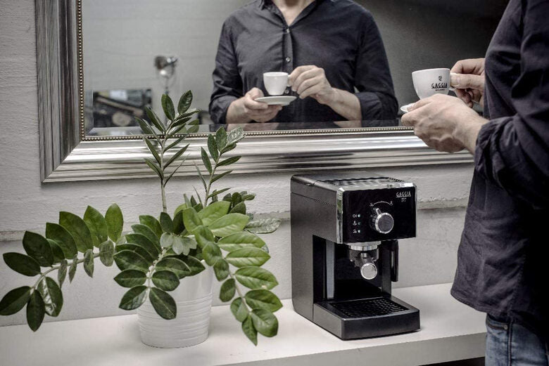 Gaggia La macchina da caffè manuale Viva Style RI8433/11