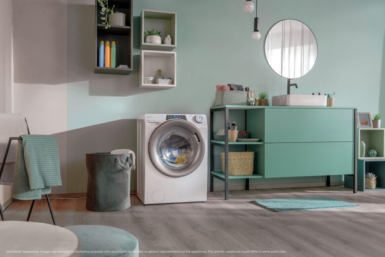 Candy 496BWMR9/1-S RapidÓ Pro RP Lavatrice Caricamento Frontale 9 Kg, 1400 Giri, Tecnologia Quick&Clean, Speed-Drive Inverter, Easy Iron Plus, Classe A, Bianco