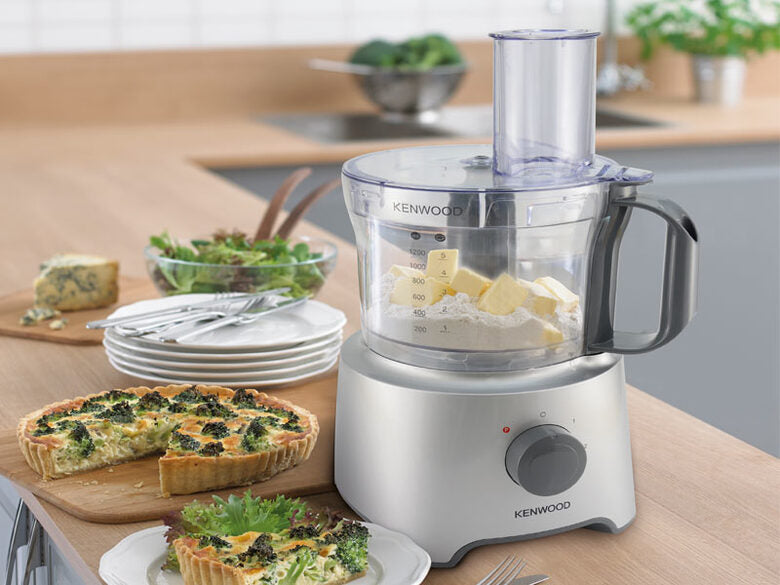 Kenwood Multipro Compact FDP301SI robot da cucina 800 W 2,1 L Grigio, Argento, Trasparente