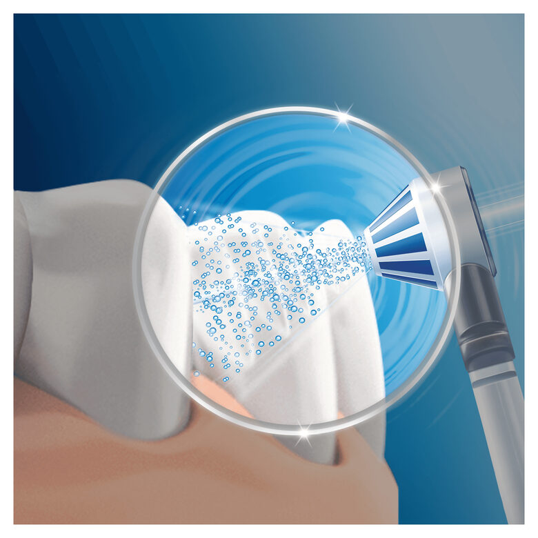 Oral-B Oral Center Spazzolino Elettrico Smart 5000 e Idropulsore Oxyjet + 4 testine