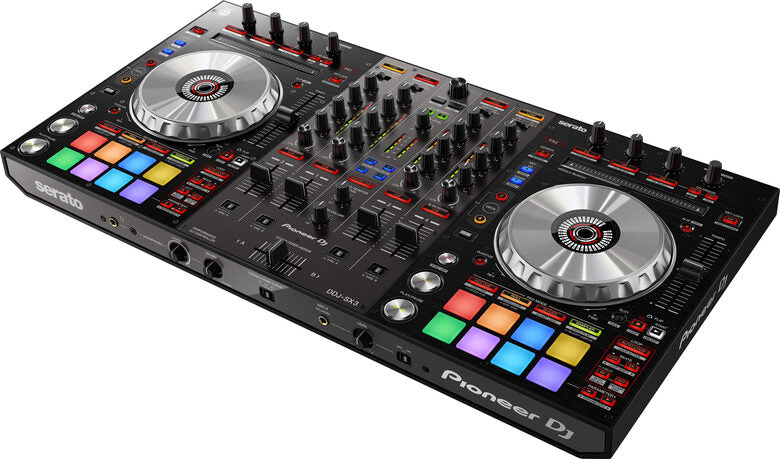 Pioneer DJ DDJ-SX3 controller per DJ 4 canali