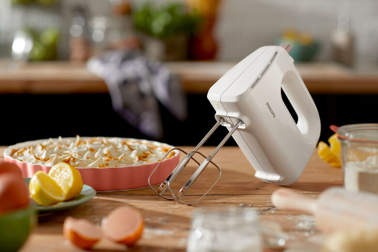 Philips Daily Collection Sbattitore elettrico da 300 W con fruste e ganci impastatori HR3705/00