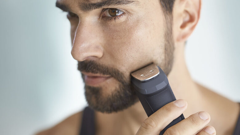 Philips MULTIGROOM Series 5000 9 accessori Tecnologia DualCut 9 in 1, Barba e capelli