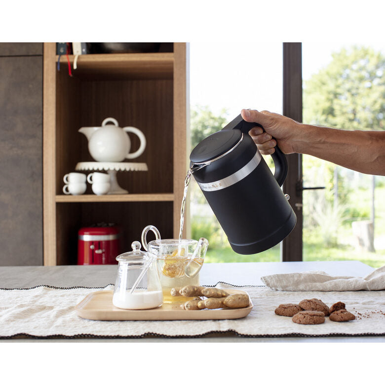KitchenAid 5KEK1565 bollitore elettrico 1,5 L 2400 W Nero