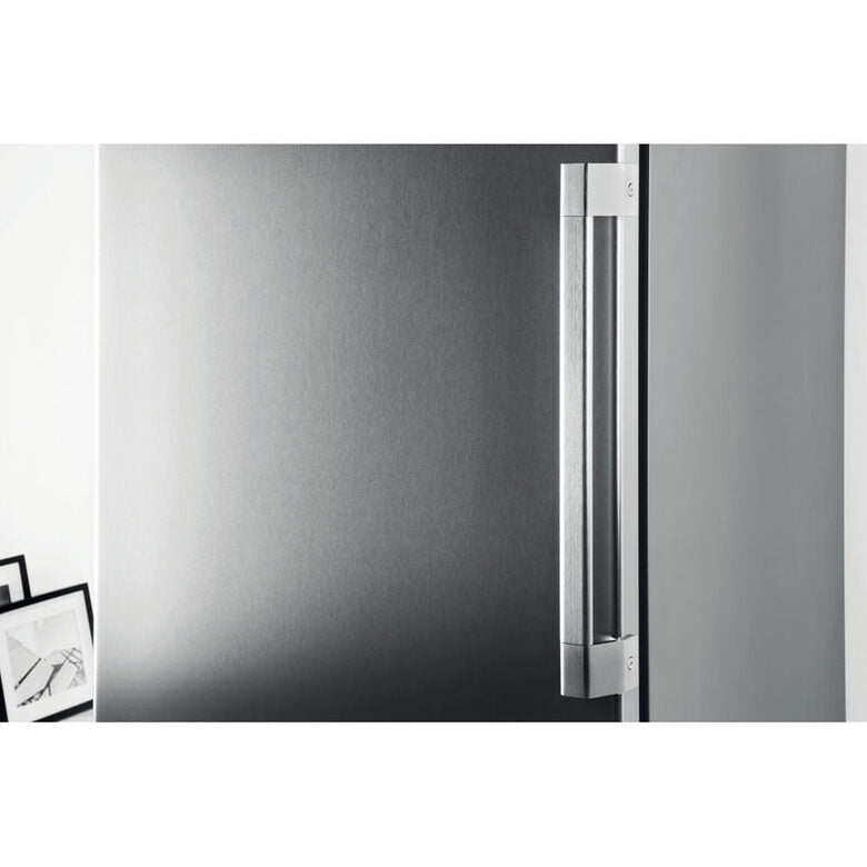 Whirlpool UW8 F2D XBI N 2  Congelatore Verticale a Libera Installazione