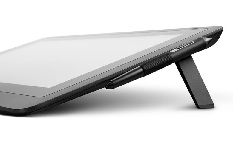 Wacom Cintiq 16 tavoletta grafica Nero 5080 lpi (linee per pollice) 344,16 x 193,59 mm