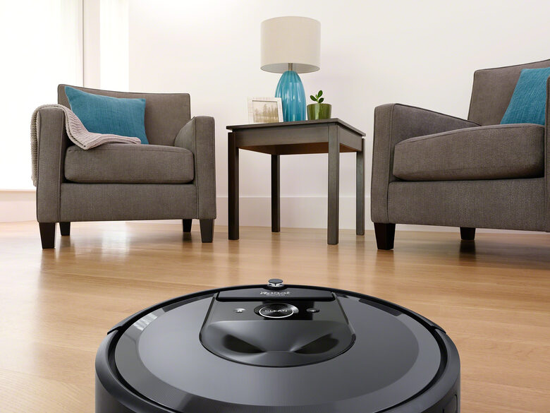 iRobot Roomba i7 Aspirapolvere Robot 0,4 L Senza sacchetto Nero