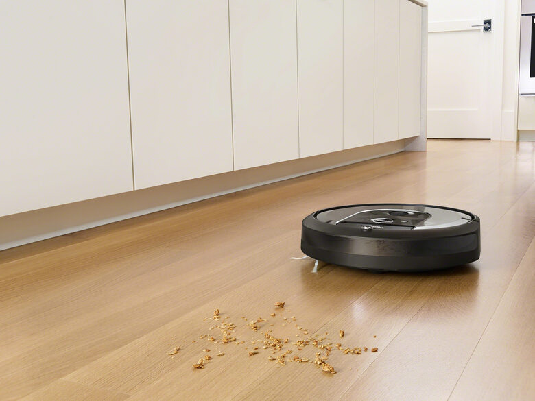 iRobot Roomba i7 Aspirapolvere Robot 0,4 L Senza sacchetto Nero