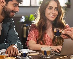 Lavazza Deséa Automatica Macchina per caffè a capsule 1,1 L Marrone
