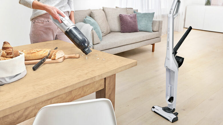 Bosch Serie 4 BCH3P2301 Scopa elettrica ricaricabile Flexxo Gen2 23Vmax Bianco