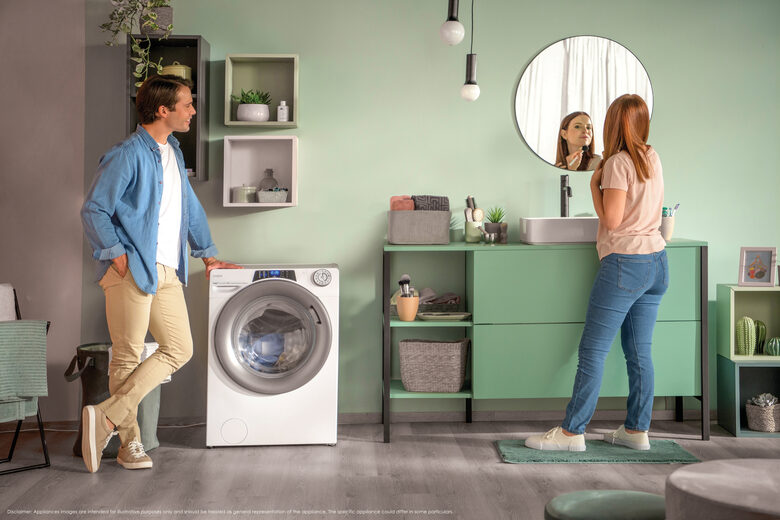 Candy 496BWMR9/1-S RapidÓ Pro RP Lavatrice Caricamento Frontale 9 Kg, 1400 Giri, Tecnologia Quick&Clean, Speed-Drive Inverter, Easy Iron Plus, Classe A, Bianco
