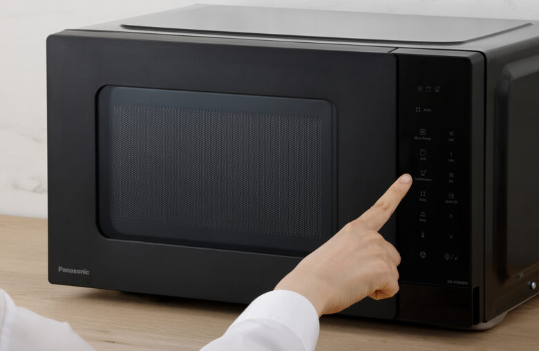 Panasonic NN-K36NBMEPG forno a microonde Superficie piana Microonde combinato 24 L 900 W Nero