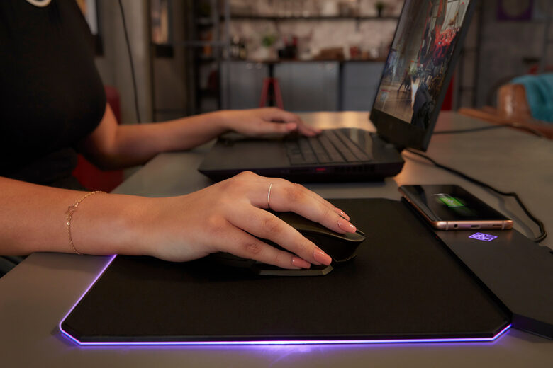 HP OMEN 17-cb0008nl Computer portatile 43,9 cm (17.3") Full HD Intel® Core™ i7 di nona generazione 16 GB DDR4-SDRAM 1512 GB HDD+SSD NVIDIA® GeForce RTX™ 2060 Wi-Fi 5 (802.11ac) Windows 10 Ho