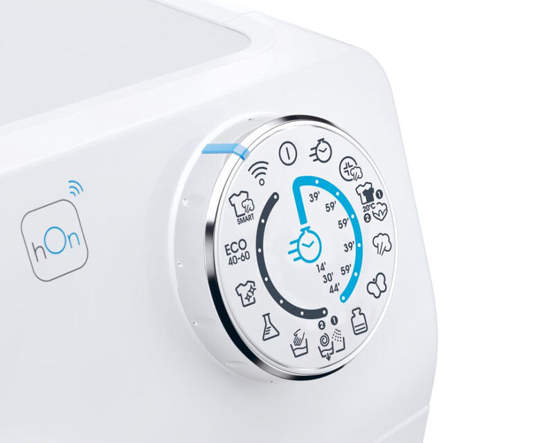 Candy RapidÓ PRO RP 496BWMUC8/1-S lavatrice Caricamento frontale 9 kg 1400 Giri/min Bianco