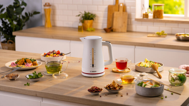 Bosch TWK3M121 bollitore elettrico 1,7 L 2400 W Bianco