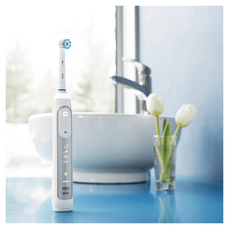 Oral-B Genius 8600 Spazzolino Elettrico Argento