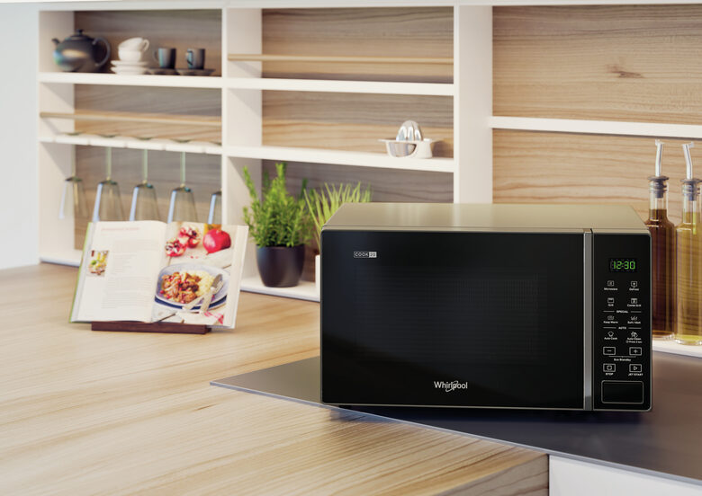 Whirlpool MWP 203 SB Superficie piana Microonde con grill 20 L 700 W Nero, Argento