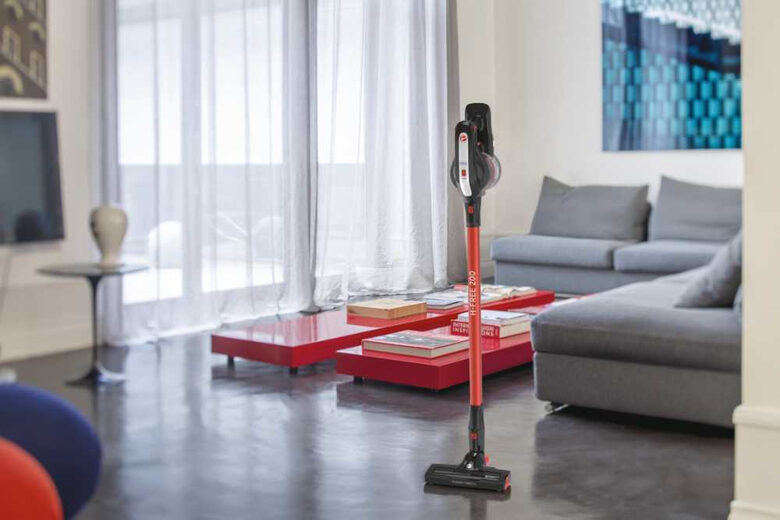 Hoover H-FREE 200 HF222AXL 011 Nero Senza sacchetto