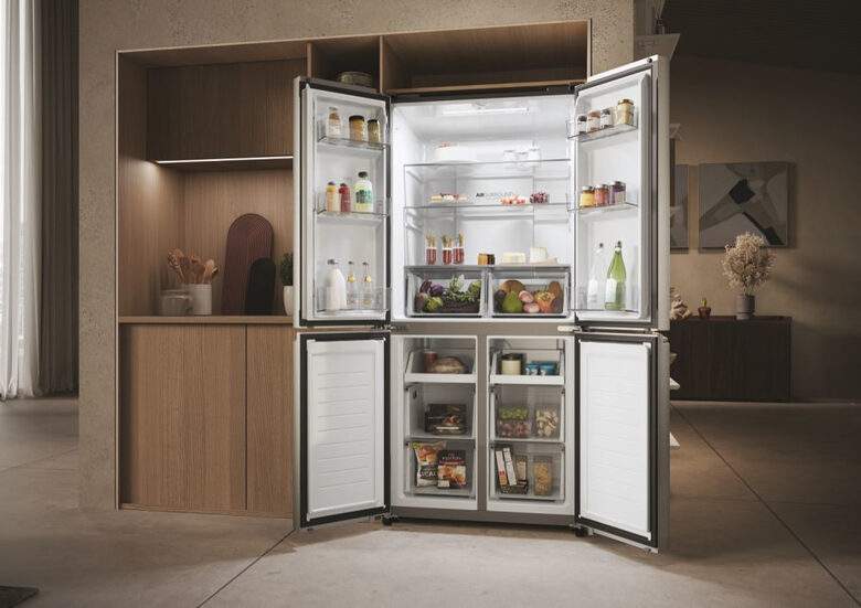 Haier HCR3818ENMM Cube 83 Serie 3 Frigorifero Side By Side Libera Installazione 467 L E Platino Stainless steel