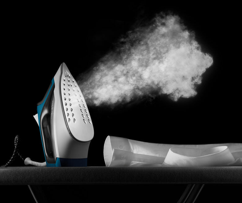 Rowenta DX1550 Effective 2, Ferro da Stiro a Vapore, con Anticalcare Integrato, con Funzionalità di Spegnimento Automatico, Colpo Vapore 110 g, Potenza 2200 W