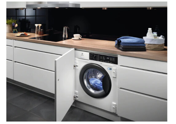 Electrolux EW7F384BI lavatrice Caricamento frontale 8 kg 1400 Giri/min D Bianco