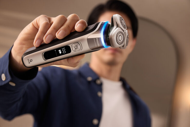 Philips i9000 Prestige XP9204/30 Rasoio elettrico Wet & Dry con SkinIQ