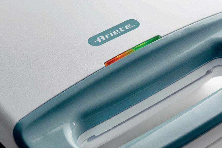Ariete 1971 Sandwich Maker Breakfast, Piastra elettrica per toast, sandwich e panini, 750W, Piastre fisse grill, Rivestimento antiaderente, Posizione e riponimento verticale, White 1971/01
