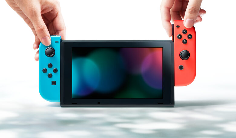 Nintendo Switch Rosso Neon/Blu Neon schermo 6.2 pollici