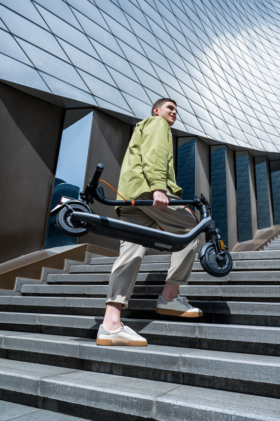 Ninebot by Segway Ninebot Monopattino Elettrico E2 Plus E II Powered by Segway