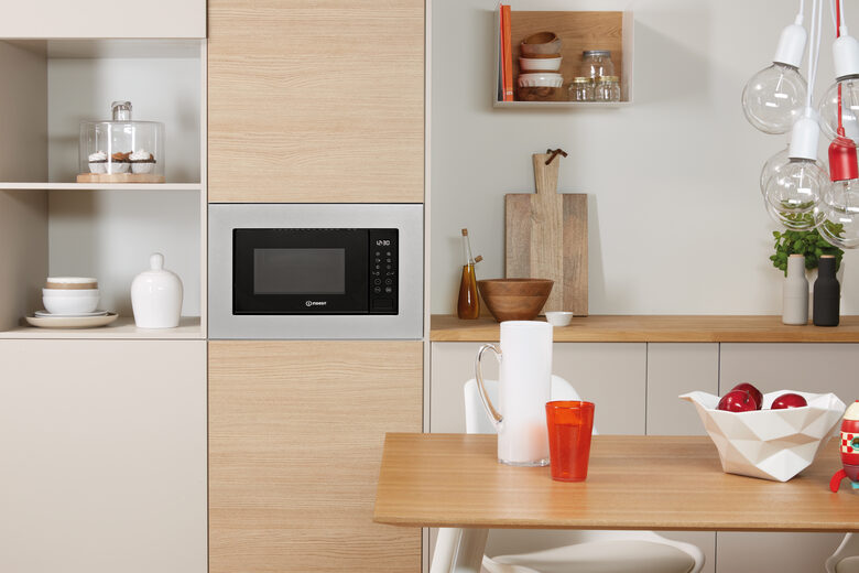 Indesit MWI 120 SX.1 Acciaio inox Solo microonde Da incasso 20 L 800 W