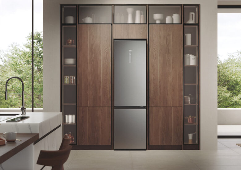 Haier HDPW7620ANPK 2D 60 Serie 7 Pro Frigorifero Combinato A Libera Installazione, No Frost, Tecnologia Haier Air Surround, Led Daylight, Classe A, Acciaio Inox
