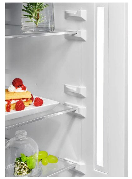 AEG RCB736E5MX frigorifero con congelatore Libera installazione 360 L E Acciaio inossidabile