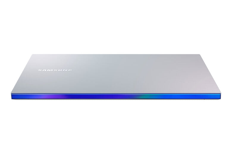 Samsung Galaxy Book Ion 13,3” Aura Silver Intel® Core™ i5 di decima generazione Windows 10 Home Wi-Fi 6 RAM 8GB Memoria 256GB Batteria 69,7Wh Lettore impronte digitali