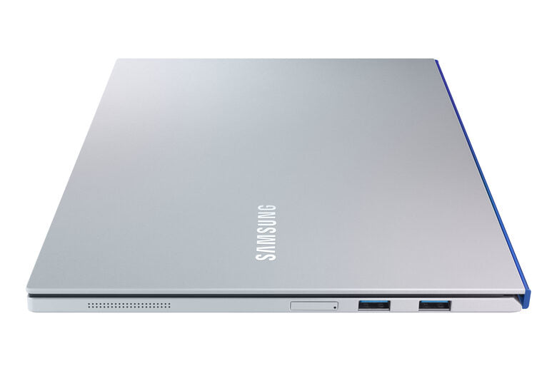 Samsung Galaxy Book Ion 13,3” Aura Silver Intel® Core™ i5 di decima generazione Windows 10 Home Wi-Fi 6 RAM 8GB Memoria 256GB Batteria 69,7Wh Lettore impronte digitali
