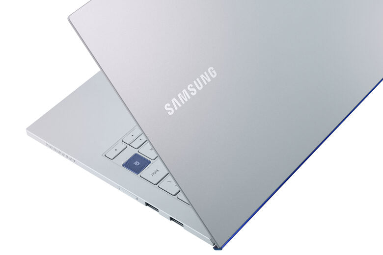 Samsung Galaxy Book Ion 13,3” Aura Silver Intel® Core™ i5 di decima generazione Windows 10 Home Wi-Fi 6 RAM 8GB Memoria 256GB Batteria 69,7Wh Lettore impronte digitali