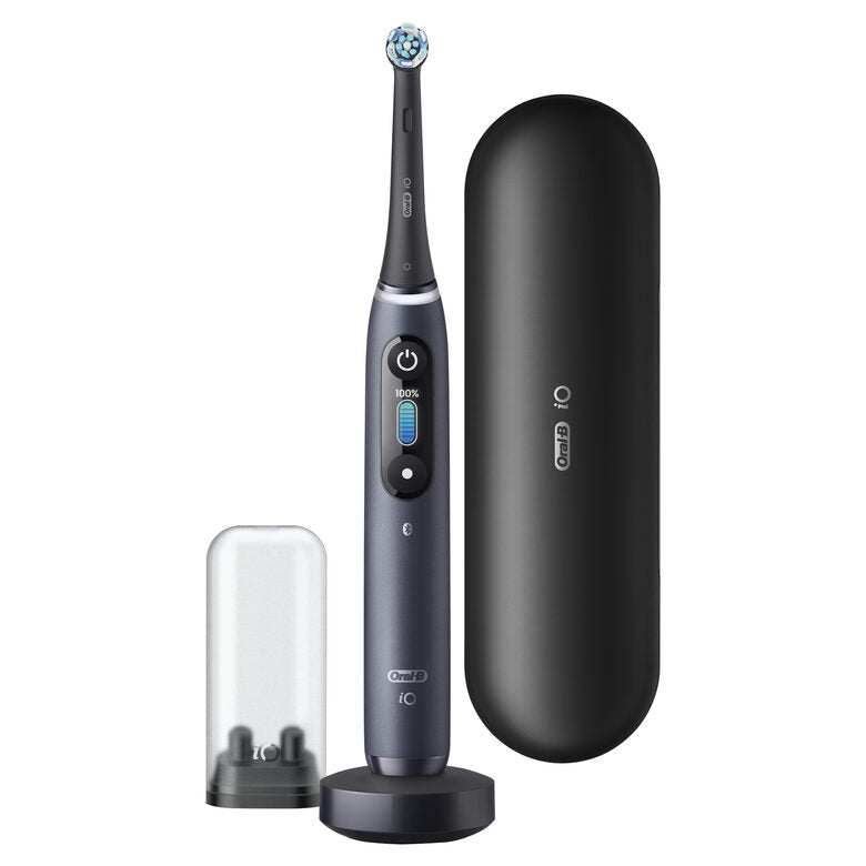 Oral-B iO - 8n - Spazzolino Elettrico Ricaricabile, 1 Spazzolino Nero Esclusivo Con Tecnologia Magnetica Rivoluzionaria, Display A Colori, 1 Testina, 1 Custodia Da Viaggio Premium