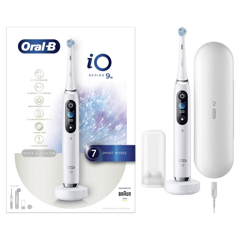 Oral-B iO - 9n - Spazzolino Elettrico Ricaricabile, 1 Spazzolino Bianco Esclusivo Con Tecnologia Magnetica Rivoluzionaria, Display A Colori, 1 Testina, 1 Custodia Da Viaggio Con Caricatore