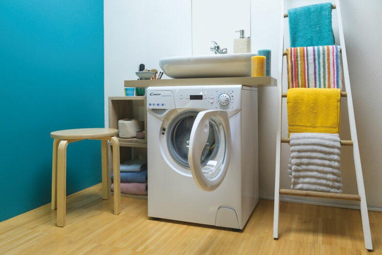 Candy Aquamatic AQUA 1042DE/2-S lavatrice Caricamento frontale 4 kg 1000 Giri/min F Bianco