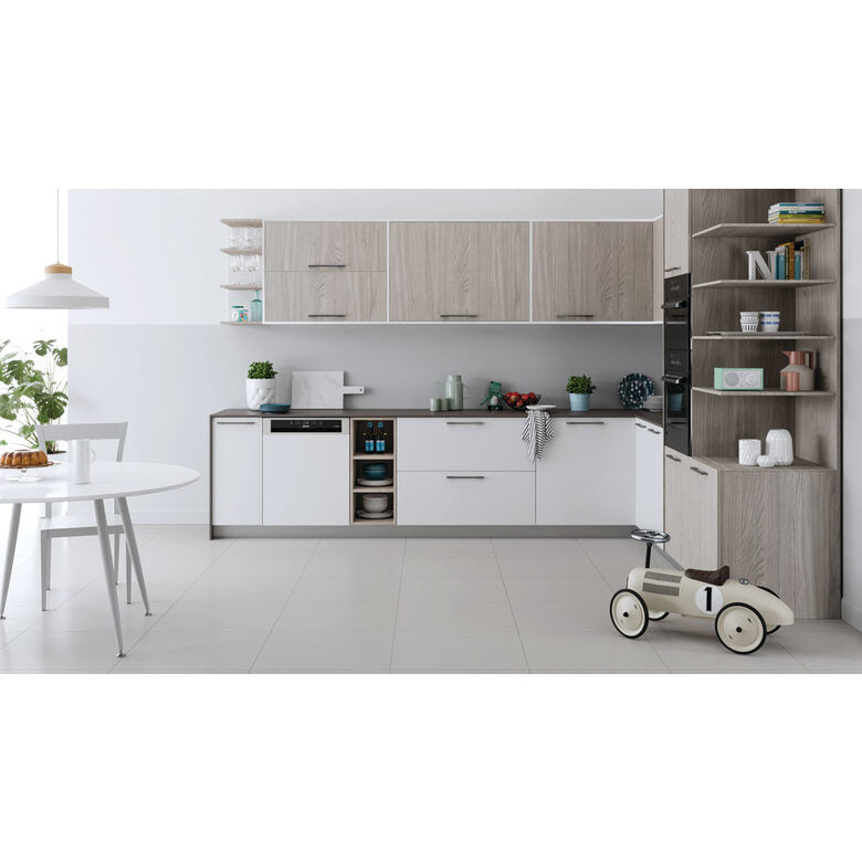 Indesit DBE 2B19 A X A scomparsa parziale 14 coperti F