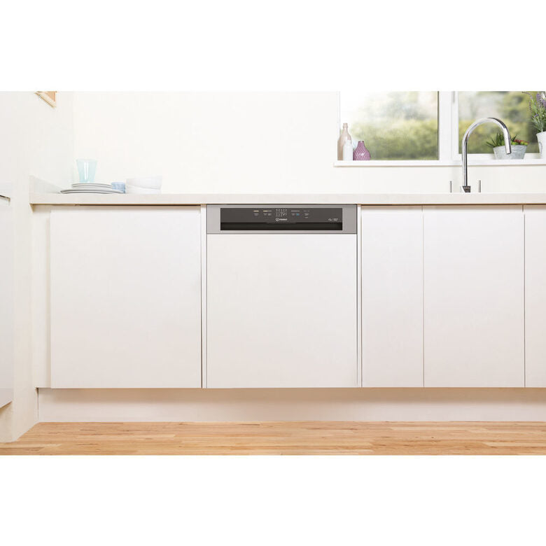 Indesit DBE 2B19 A X A scomparsa parziale 14 coperti F
