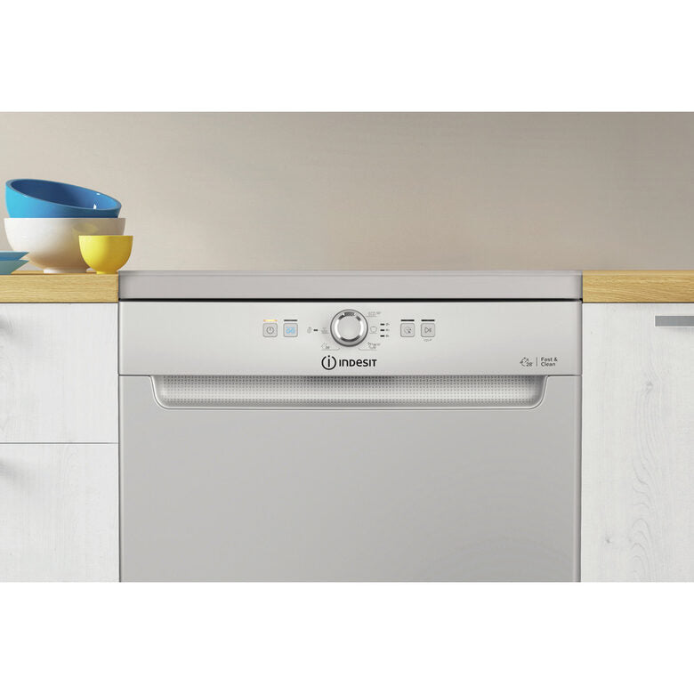Indesit DFE 1B19 S Lavastoviglie Libera installazione 14 coperti F