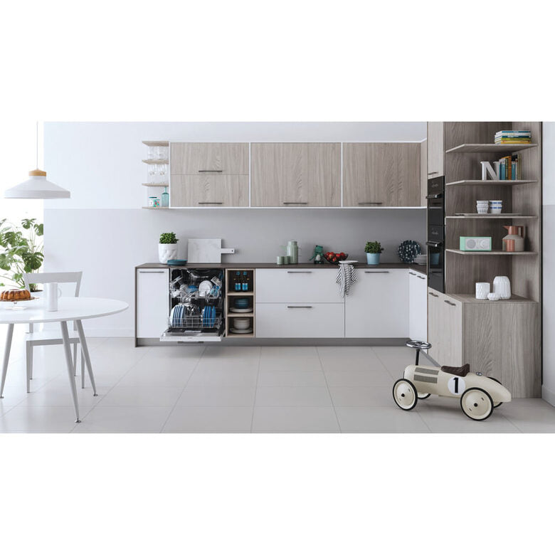 Indesit DIE 2B19 A Lavastoviglie a Incasso Scomparsa Totale 14 coperti F