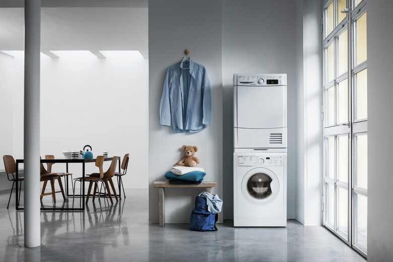 Indesit EWUD 41051 W EU N lavatrice Caricamento frontale 4 kg 1000 Giri/min F Bianco