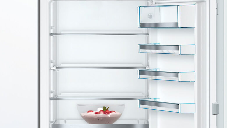 Bosch Serie 6 KIS87AFE0 frigorifero con congelatore Da incasso 272 L E Bianco