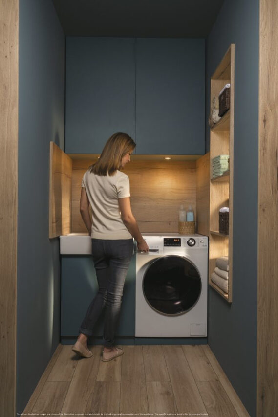 Haier Serie 636 HW70-B12636N lavatrice Caricamento frontale 7 kg 1200 Giri/min A Bianco