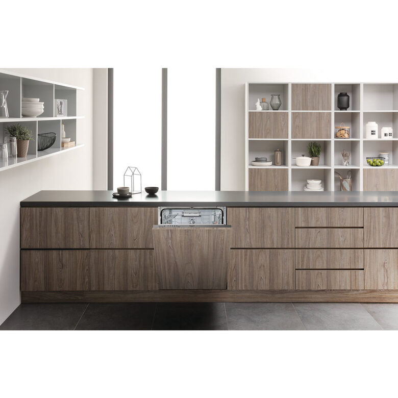 Hotpoint HIE 2B19 C N Lavastoviglie a Incasso Scomparsa Totale 13 coperti F